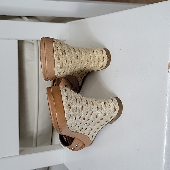 Enzo Angiolini Wedges - Picture 3 of 6